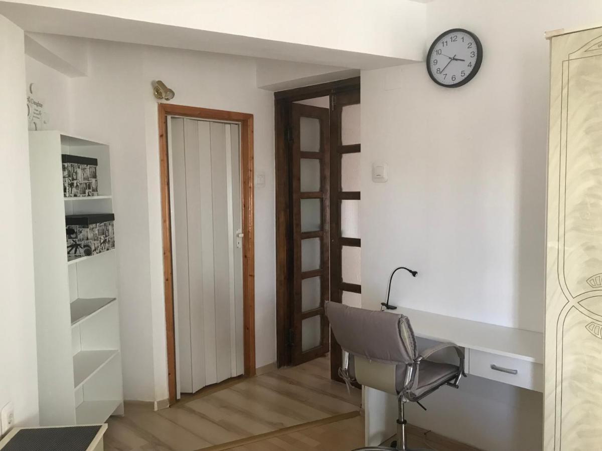 Danielle Apartament Iasi Exteriör bild